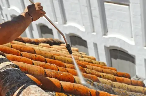 Nettoyage de toitures - Val-d'Oise
